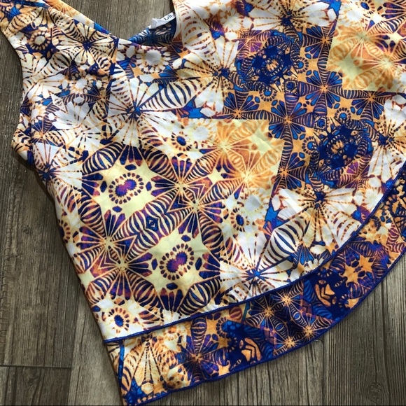 Insider Printed Layered Split back Tank - Picture 2 of 4